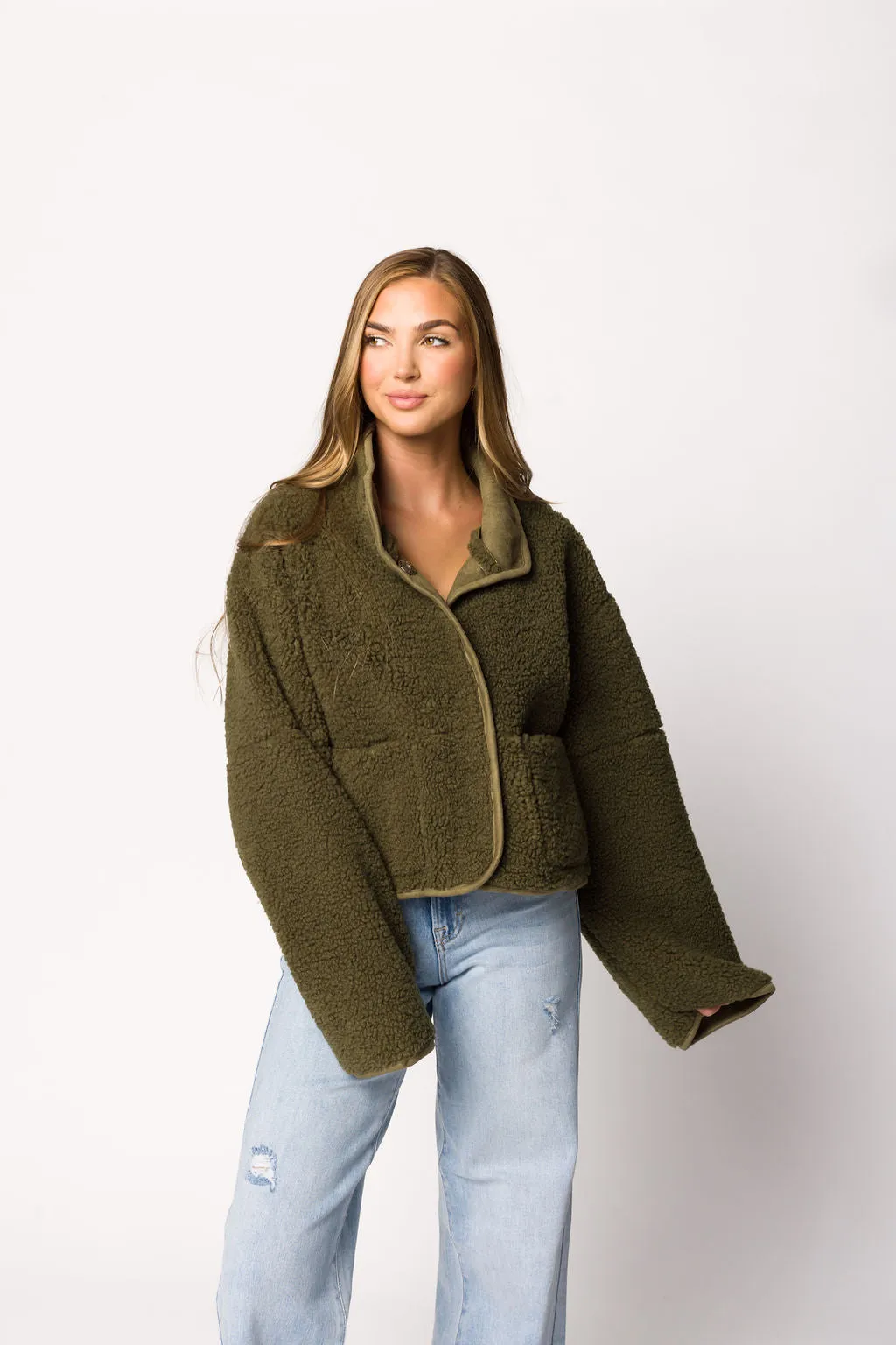 Low Profile Stitching Abby Sherpa and Suede Reversible Jacket in Olive