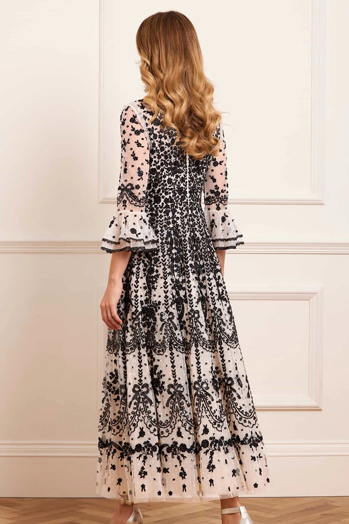 Free Shape Petal Zone Adeline Round Neck Ankle Gown