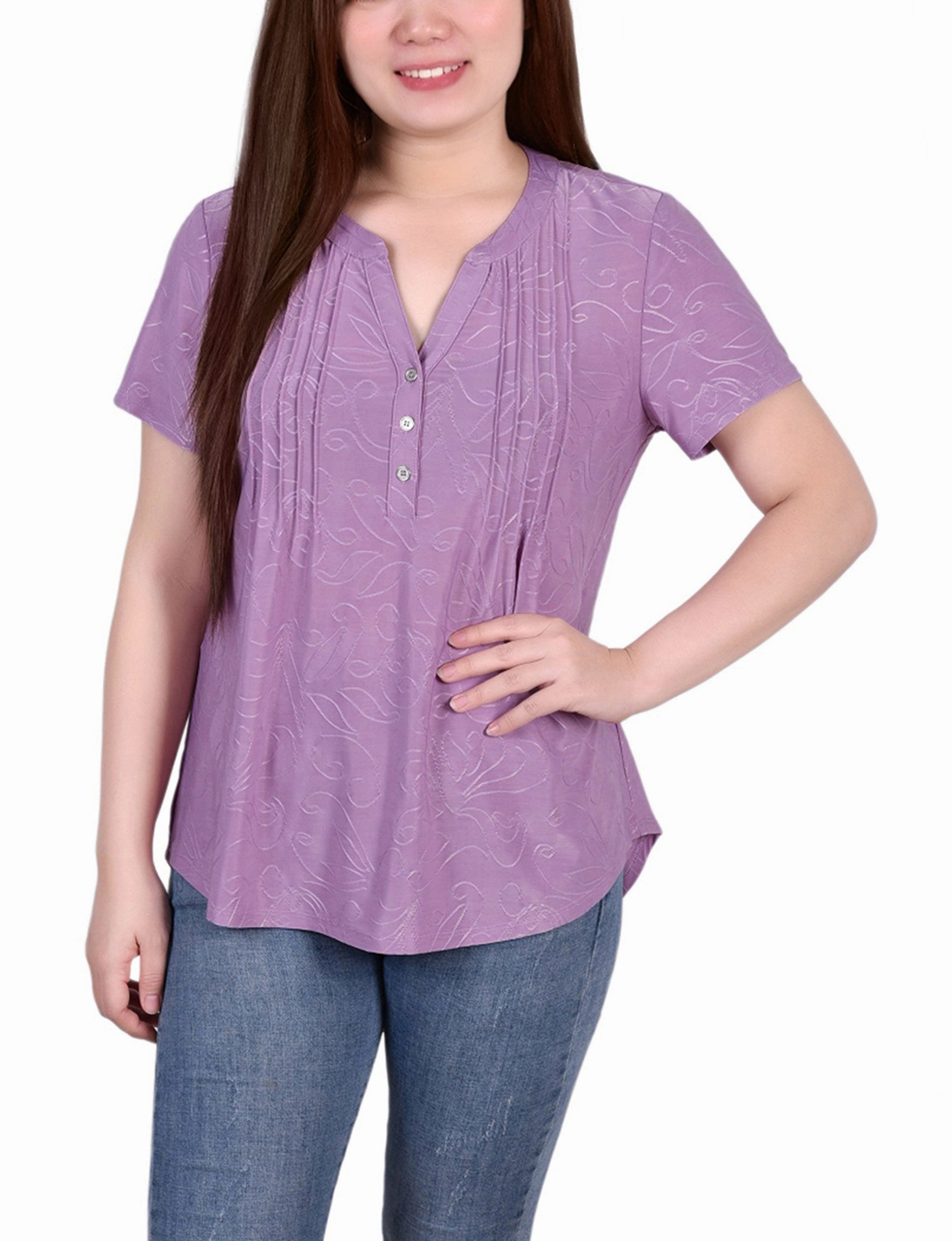 Short Sleeve Y Neck Jacquard Knit Top ChafeFreeEdging