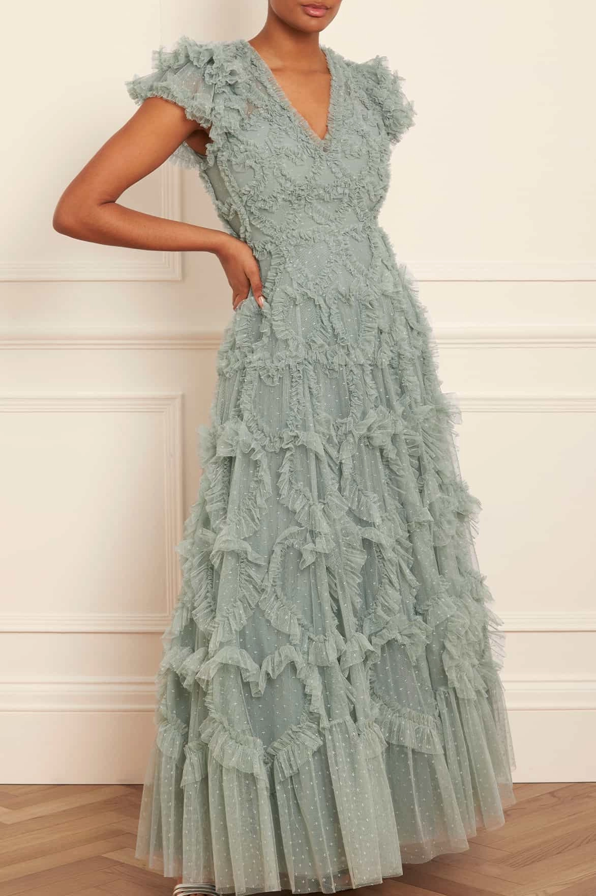 Amorette V-Neck Gown UVProtectiveLayer