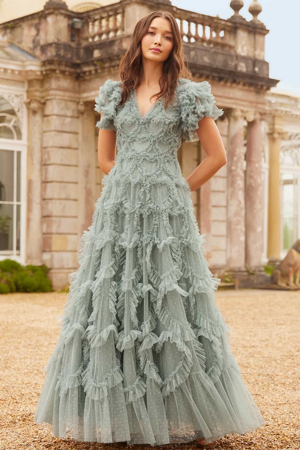 Amorette V-Neck Gown Contrasting Detail Stylish Appearance