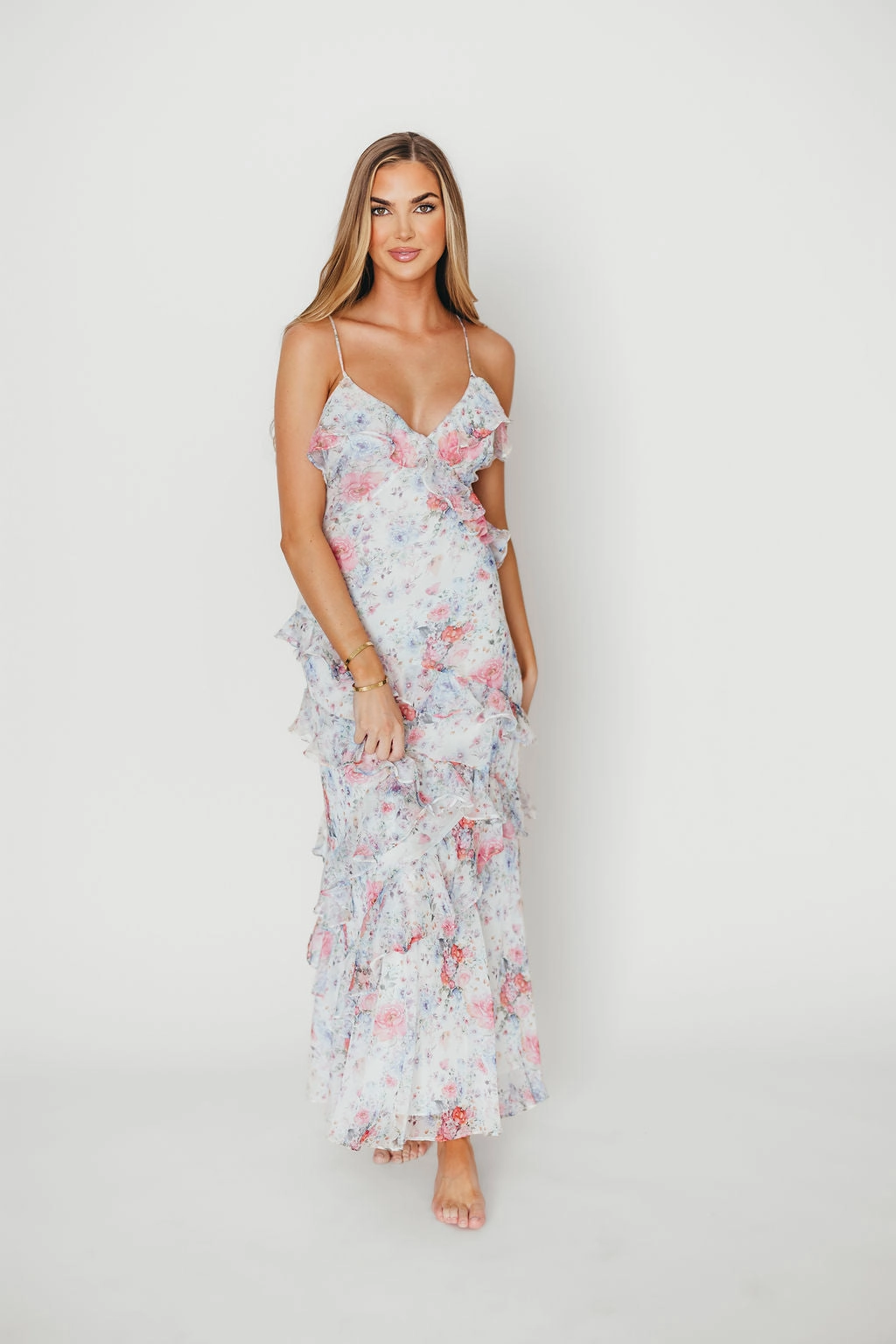 Tear-resistant Love Blend Amelia Ruffle Maxi Dress in White/Multi Floral