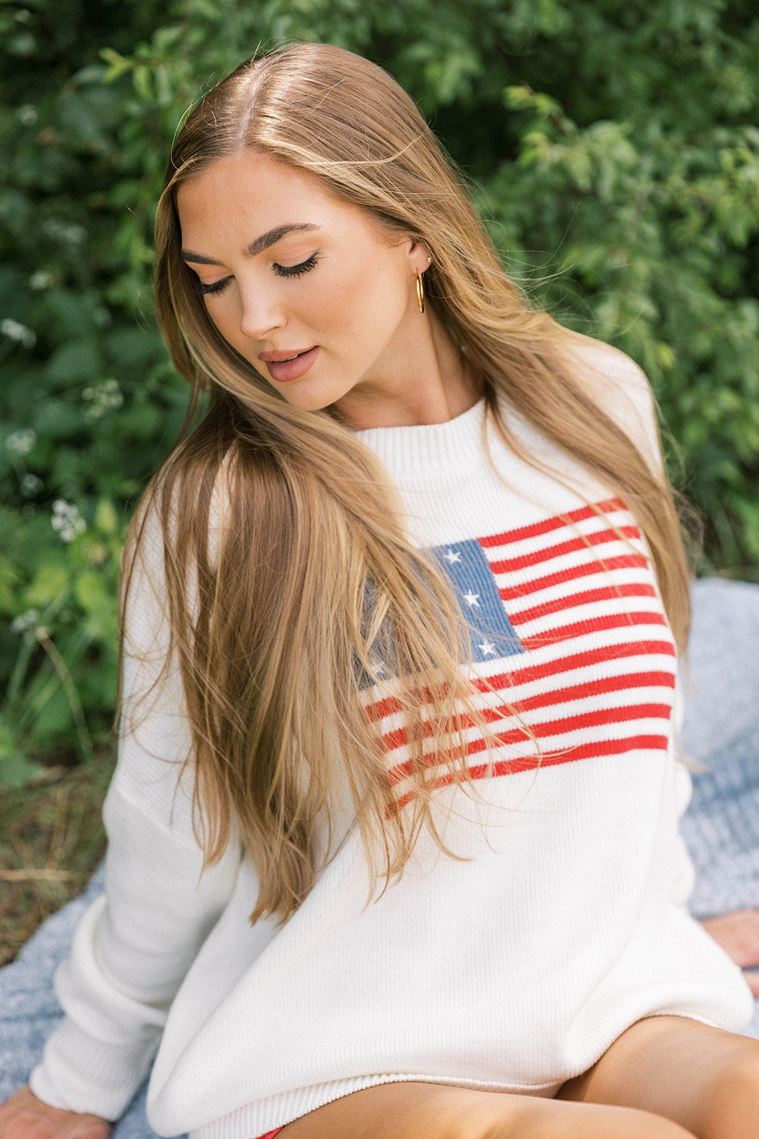 American Honey Sweater in White OdorResistant Fabric ConvertibleStyle