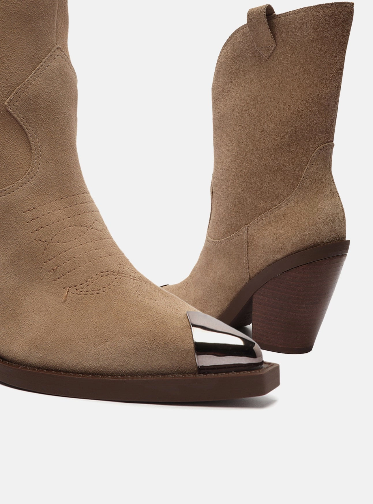 Slip Resistant Outsole All Weather City Walking Skylar Leather Block Boot