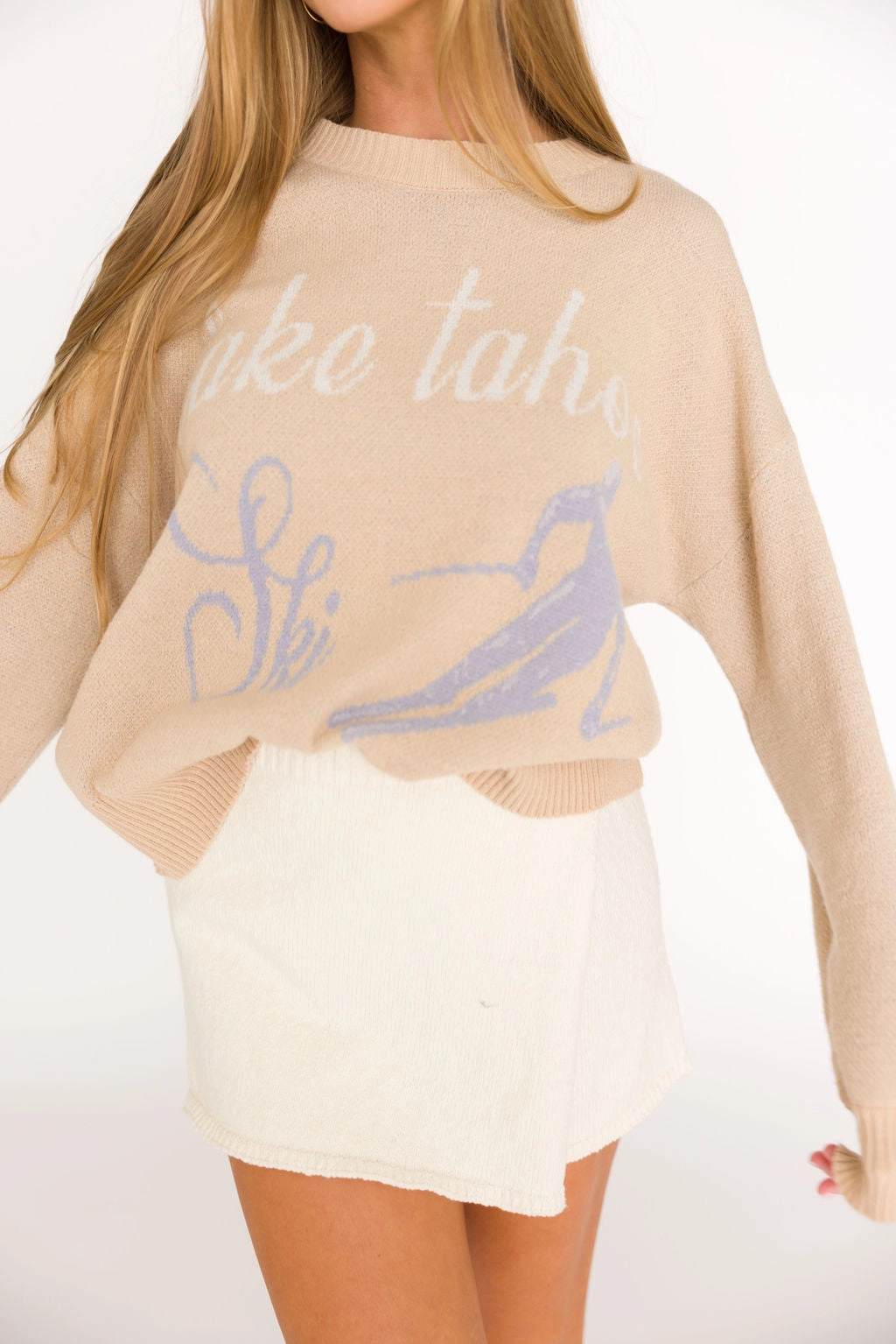 Lake Tahoe Ski Graphic Oversized Sweater in Beige LightweightTexture