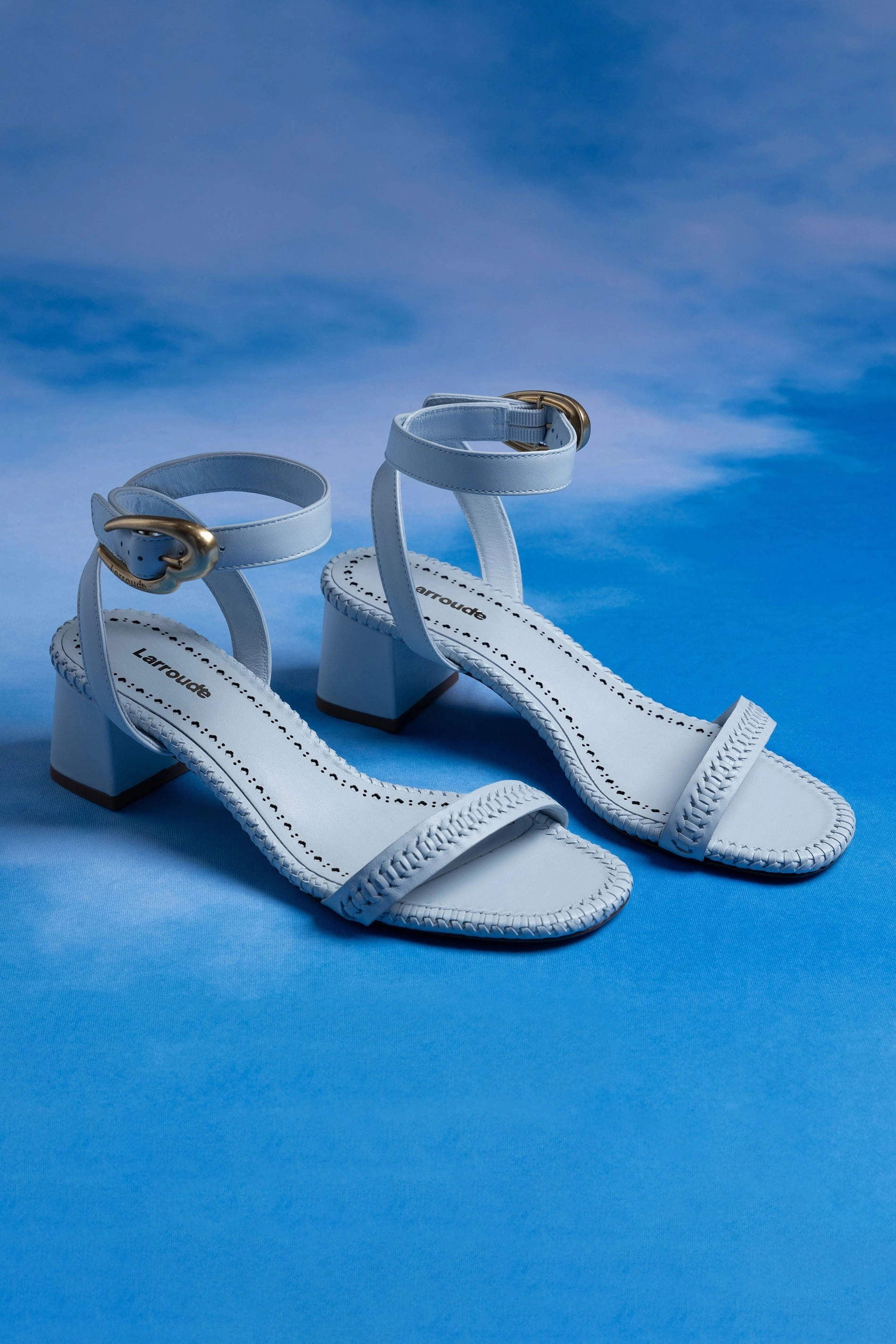 Verona Block Sandal In Maya Leather construction