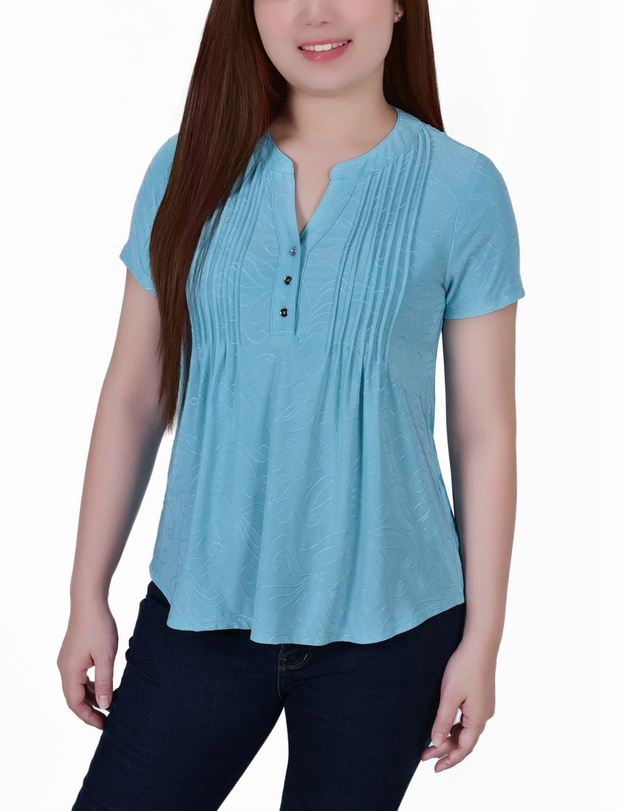 Noise Reducing Fabric Treatment Petite Short Sleeve Y Neck Jacquard Knit Top