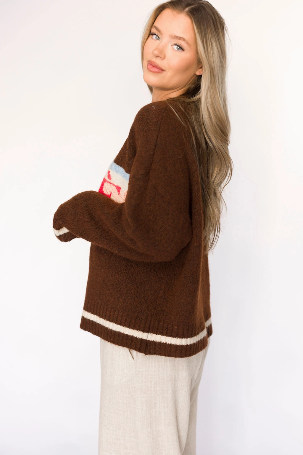 Apres Pullover Sweater Top in Chocolate Breathable Ventilation