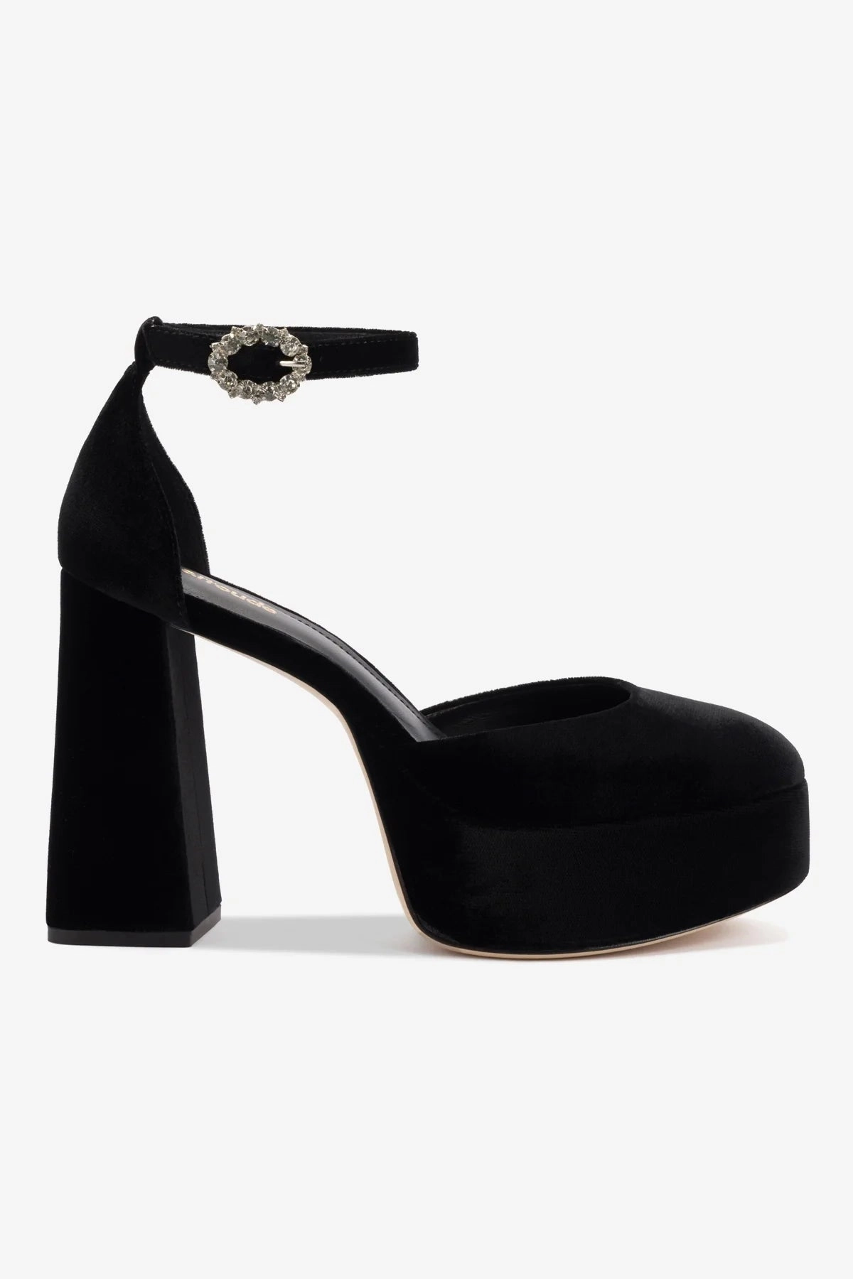 Vital Step Ari Pump In Black Velvet
