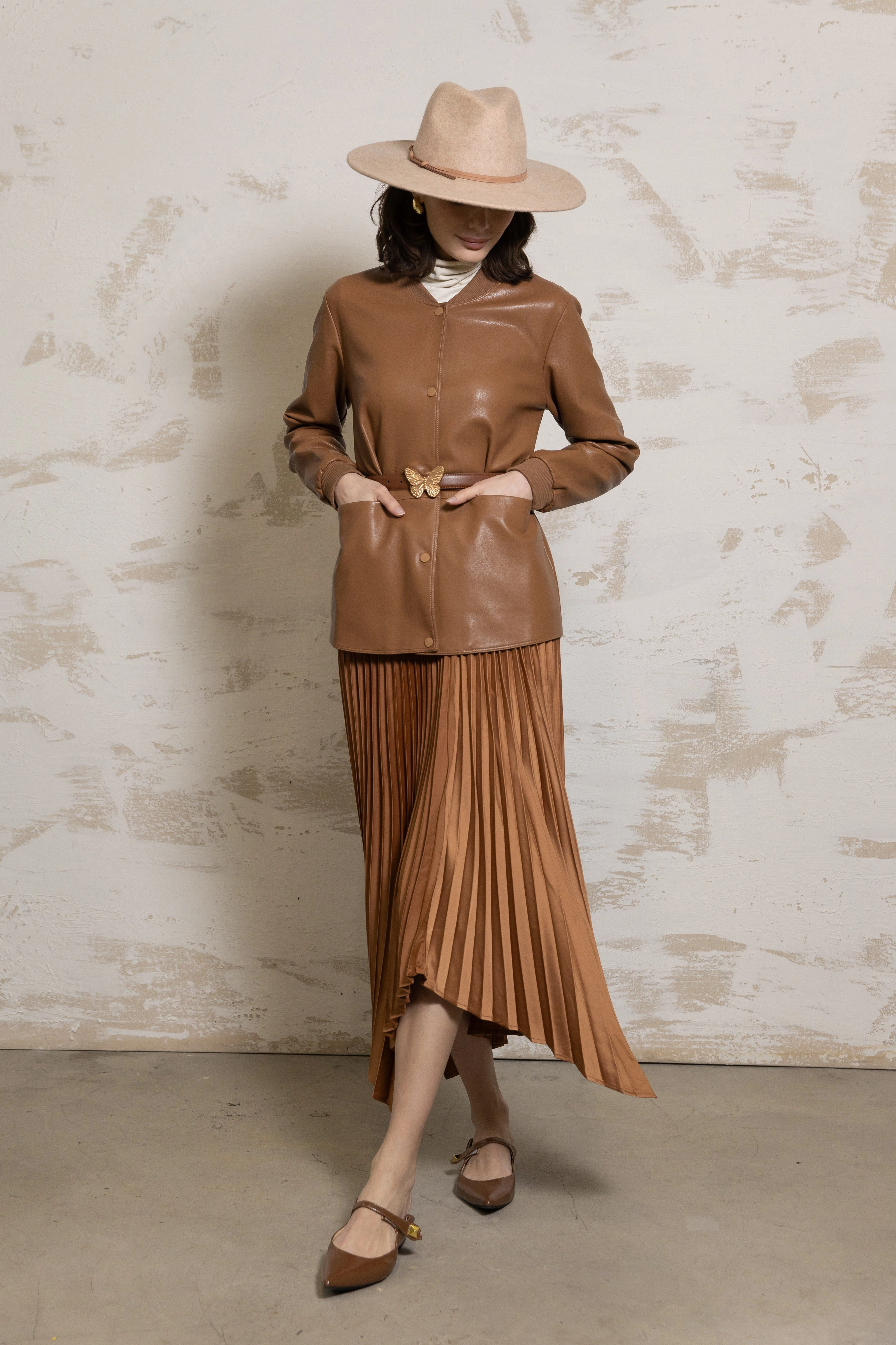 Outfit Diary Arrow Pleated Skirt - Copper