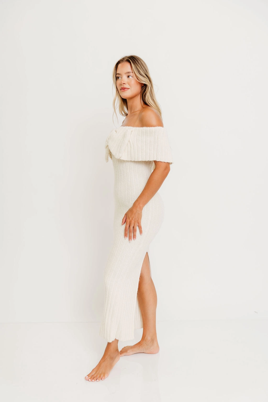 Panelled-Design Refined Vibe Aston Bow Front Maxi Sweater Dress in Ivory?C Bump Friendly & Inclusive Sizing (S-3XL)