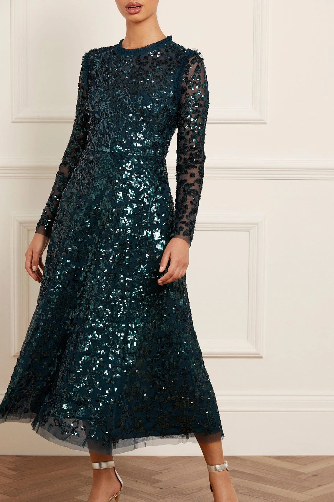 Velvet-Sleeve Aurelia Long Sleeve Ballerina Dress