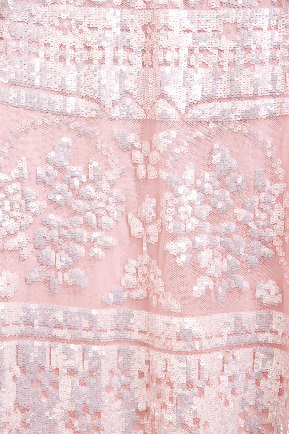 Functional Layer Subtle Flex Aurora Gown