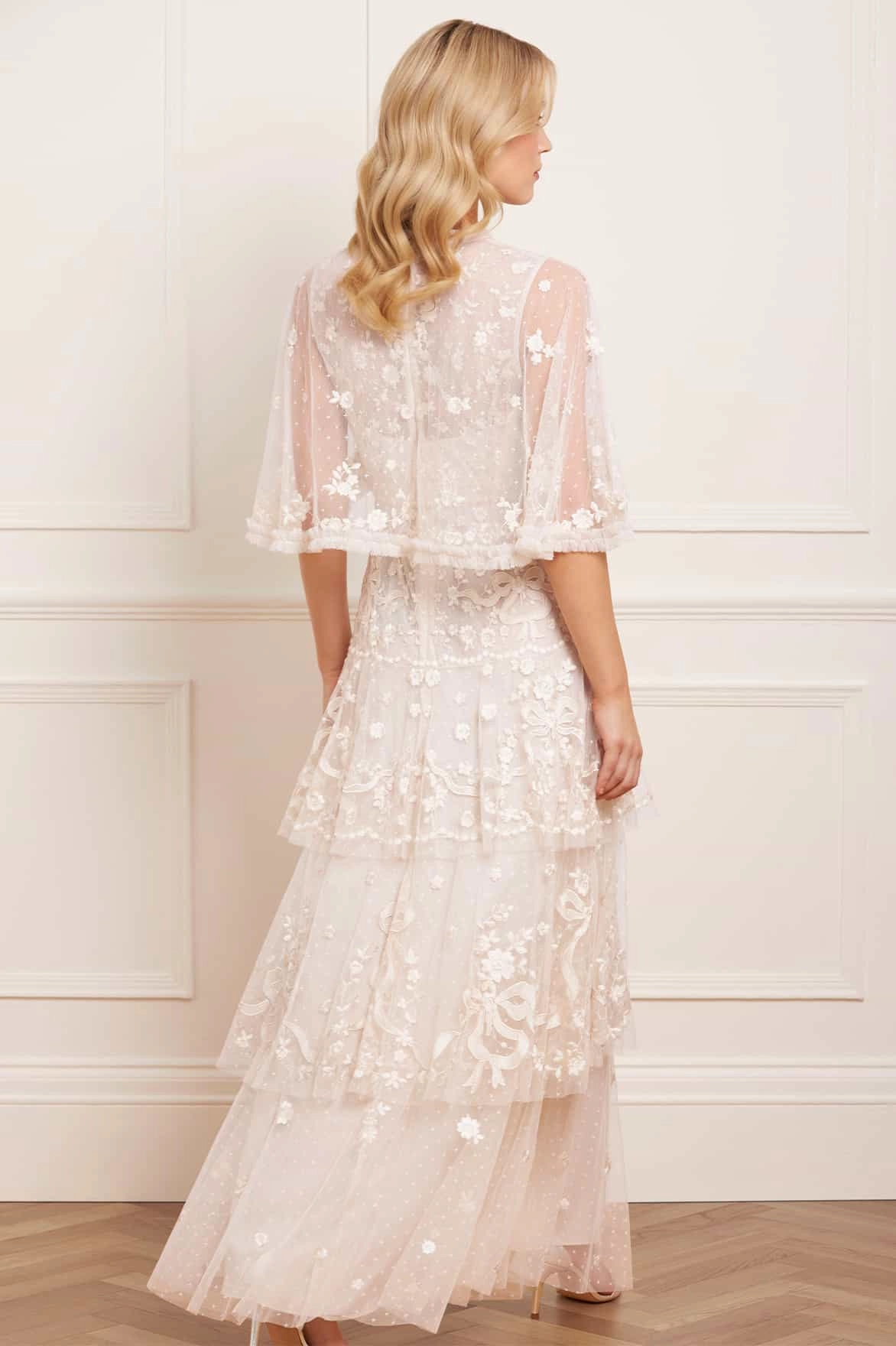 Easy Pretty Bonnie Bow Gown