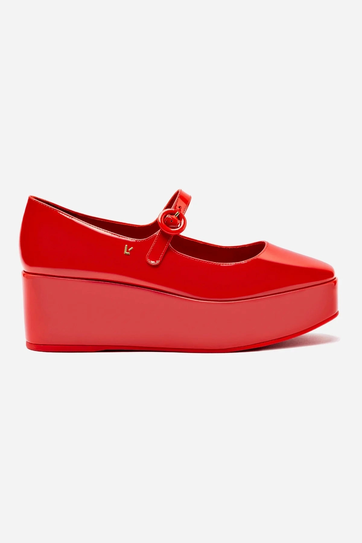 evening run Ergonomic Footbed Blair Flatform In Scarlet Patent Leather