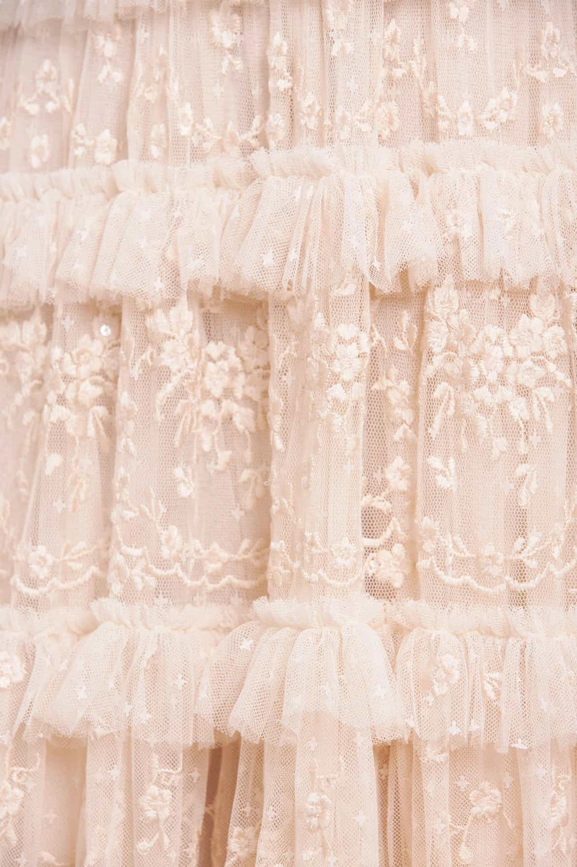 High-waist Classic Look Blossom Lace Ankle Gown