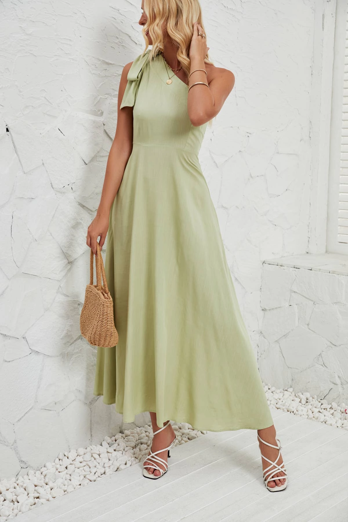 Fashionable appearance BOW ONE-SHOULDER BELTED DRESS_CWDMD1831