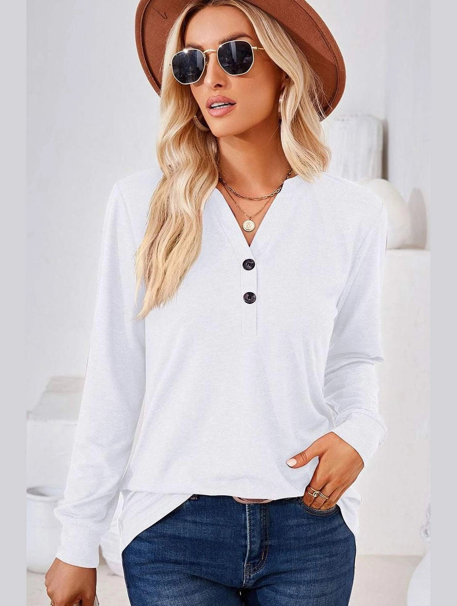 WOMEN BUTTONED V NECK RIB SLEEVE CASUAL TEE AirflowVents