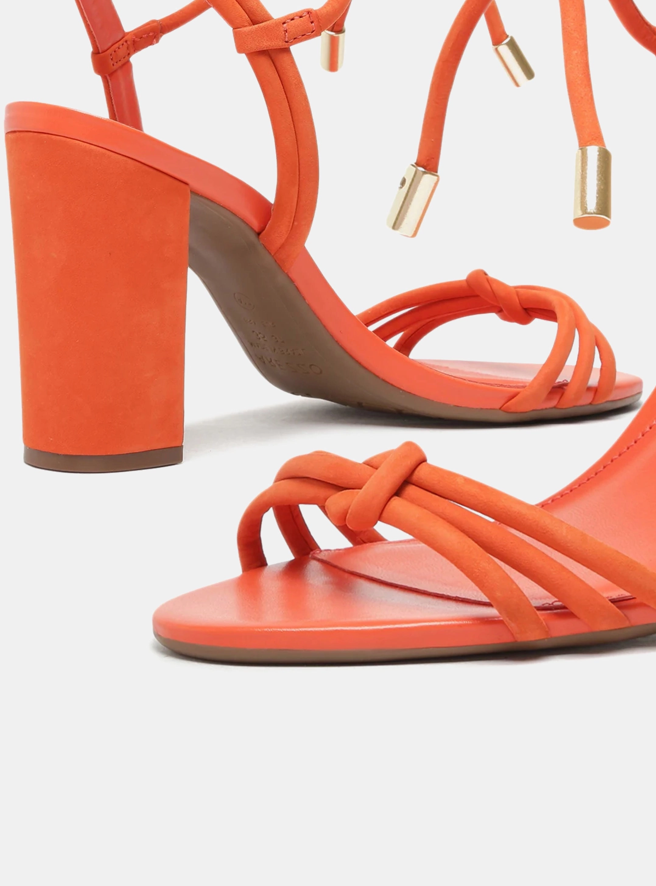 Camila Leather Block Sandal Travel Light