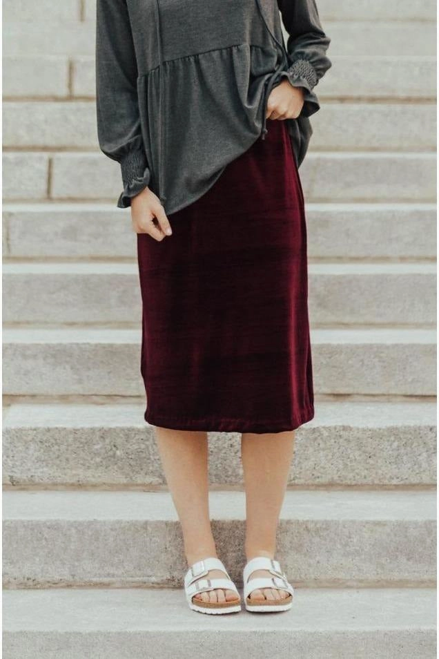 Carrie Stretch Velvet Skirt Burgundy Year Round Style
