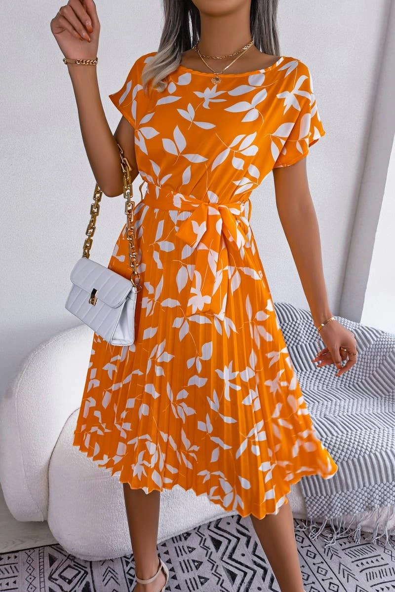 CASUAL LEAF SHORT SLEEVE BIG SWING PLEATED DRESS_CWDSD2526 Silky Mood Flexible Design