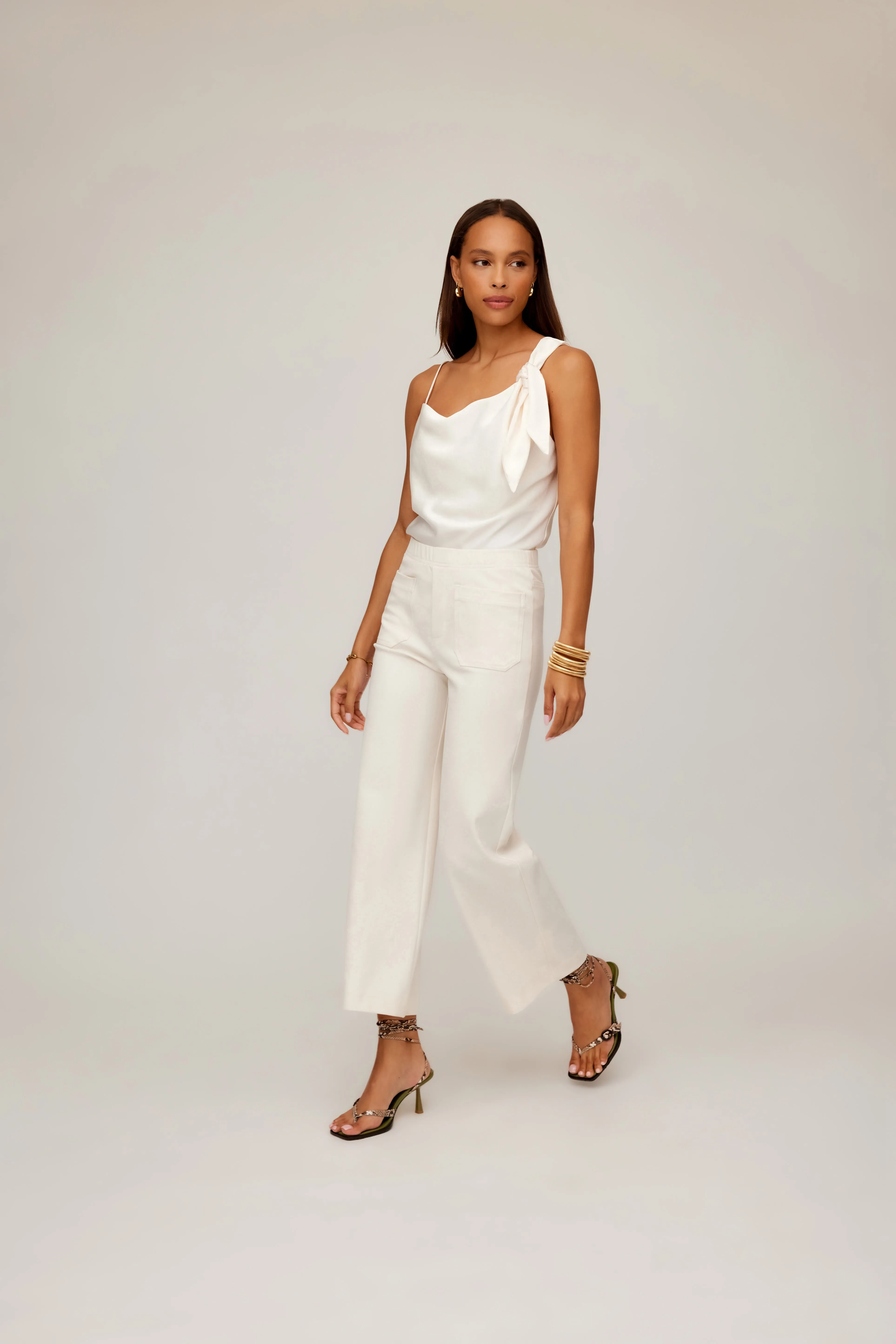 Simple Fit Celia Cropped Pants Ecru