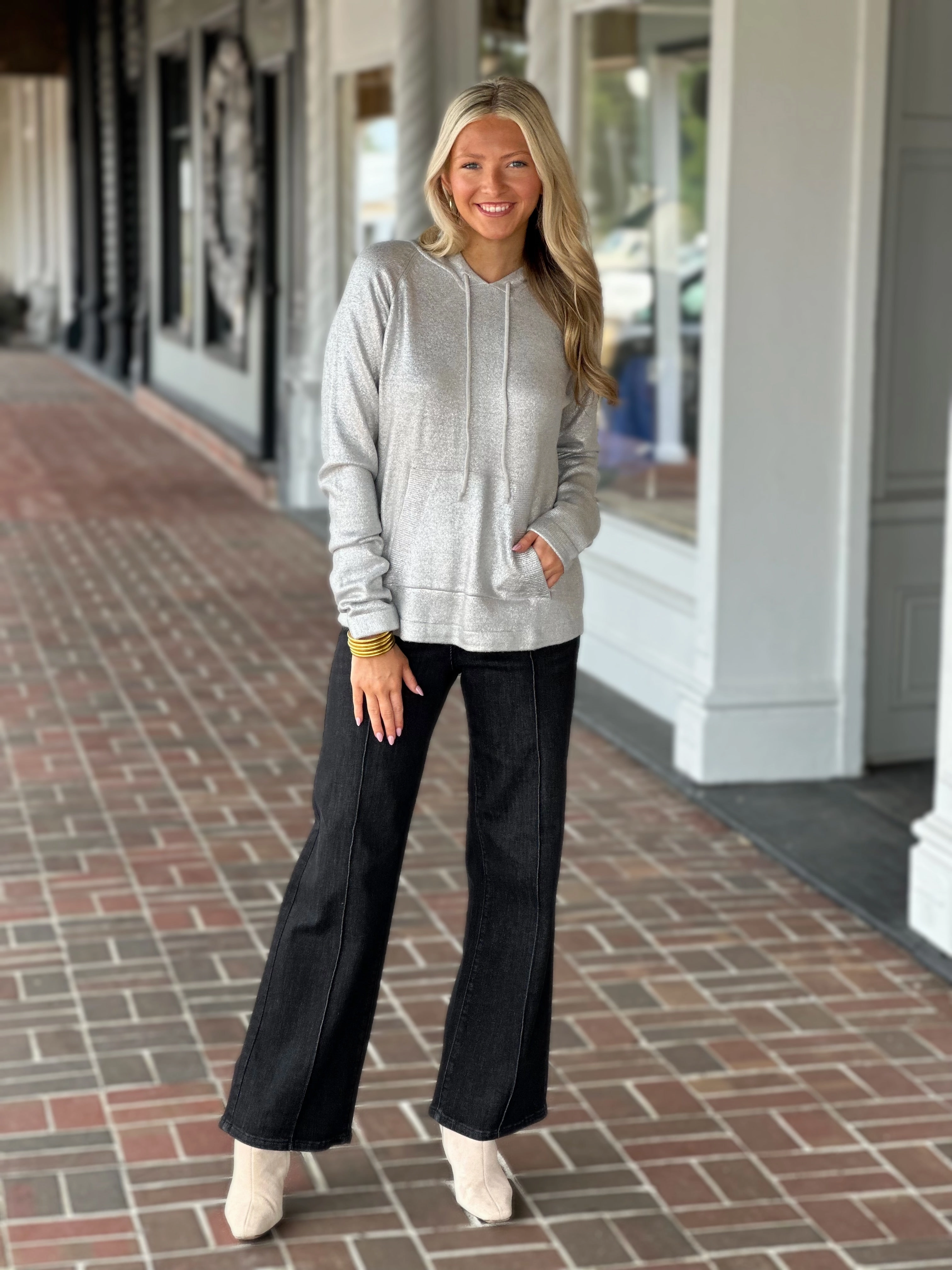 Charlie B Raglan Sleeve Hooded Sweater in Sliver Casual Button-Down