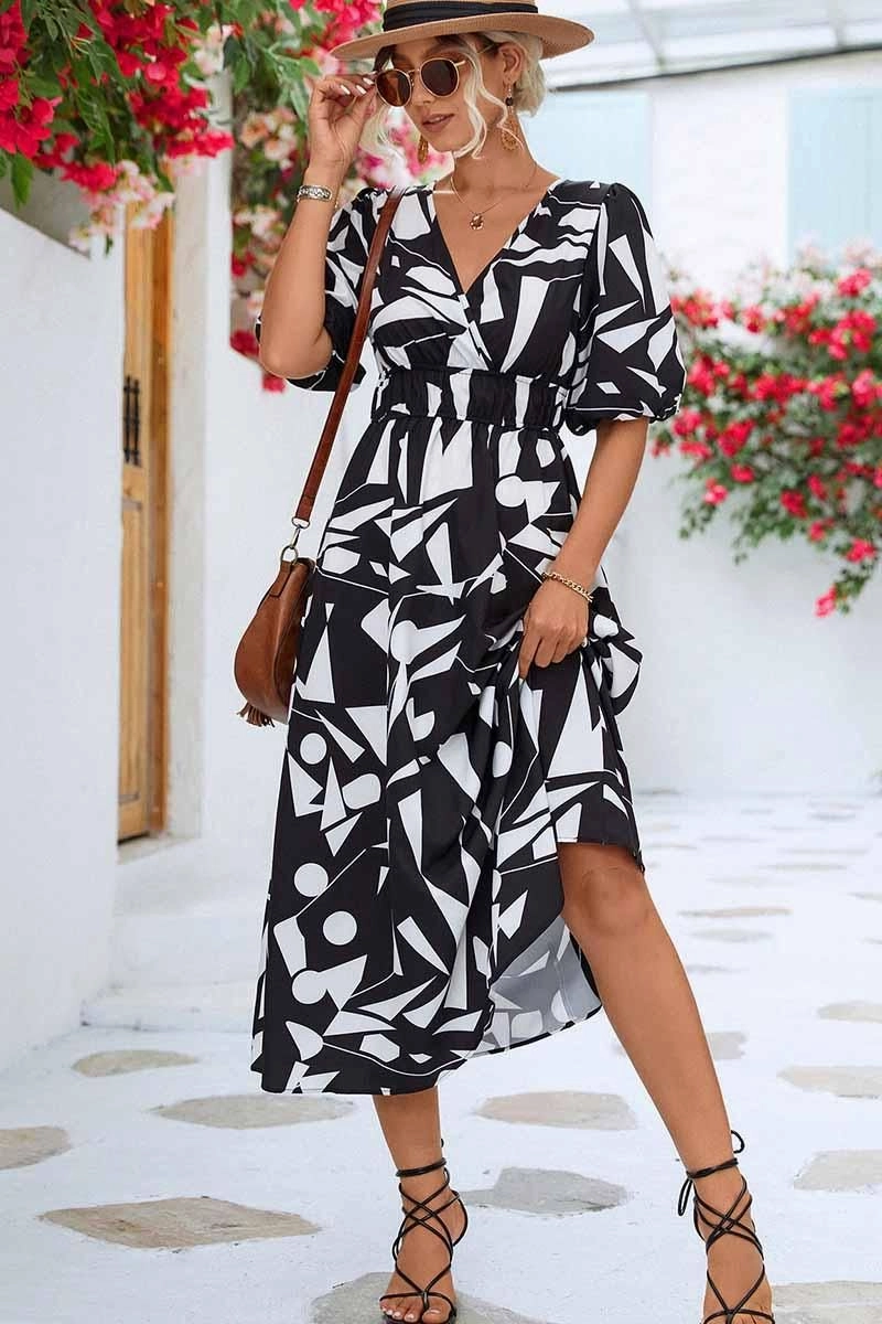 NonSlipClosure SHAPE PATTERN V NECK TIGHTEN WAIST PUFF DRESS