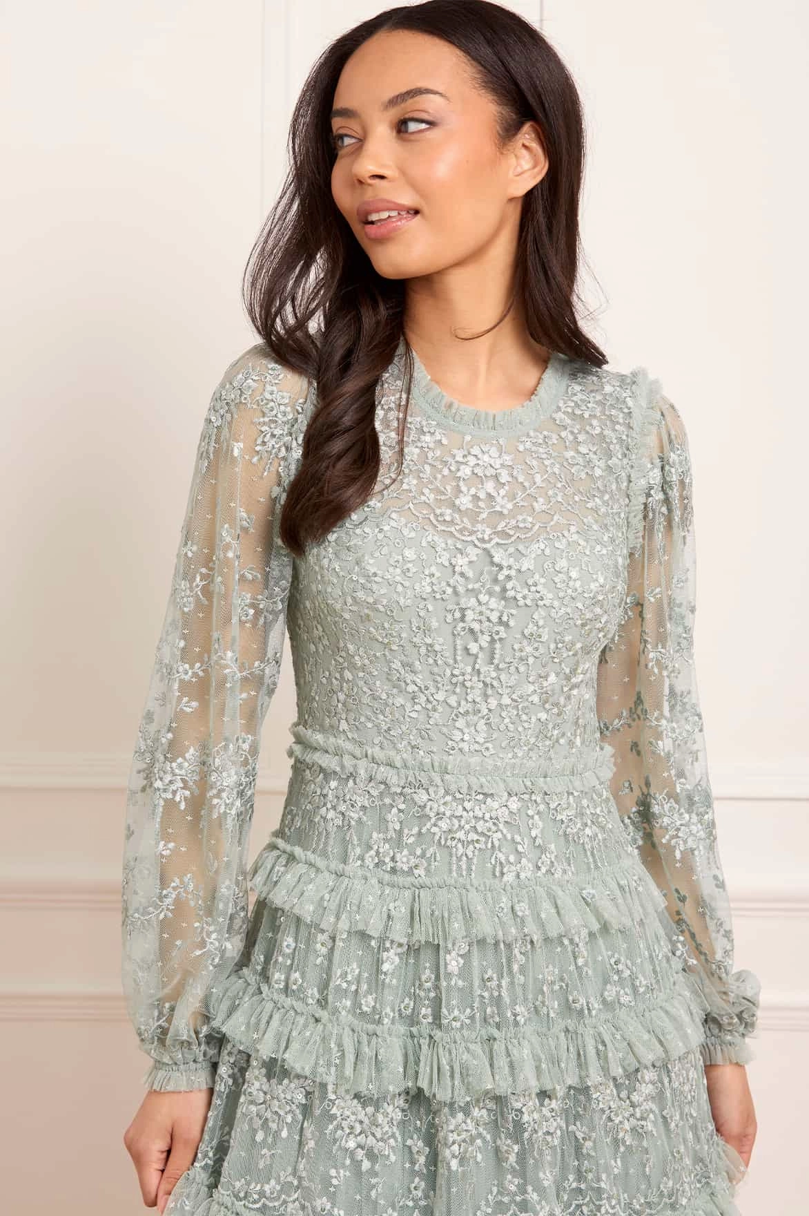 Breathable fabric Clean Texture Blossom Lace Ankle Gown