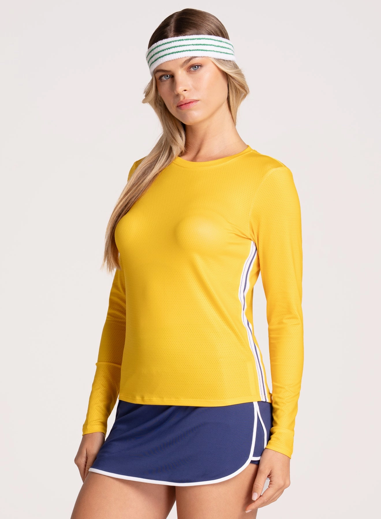 ContrastPlacket Smooth Seam Transition Chic Streak Long Sleeve
