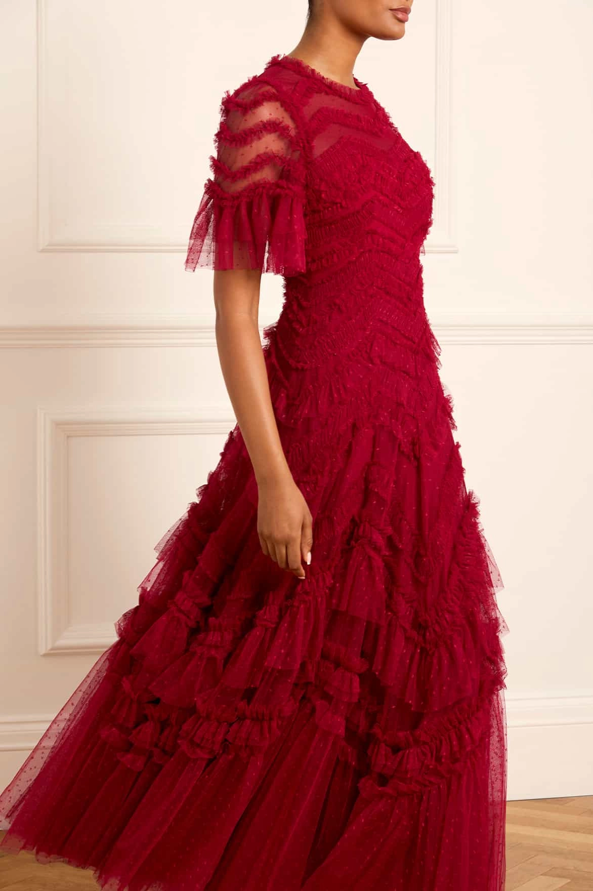 Tiered-Skirt Light Bow Elia Short Sleeve Gown