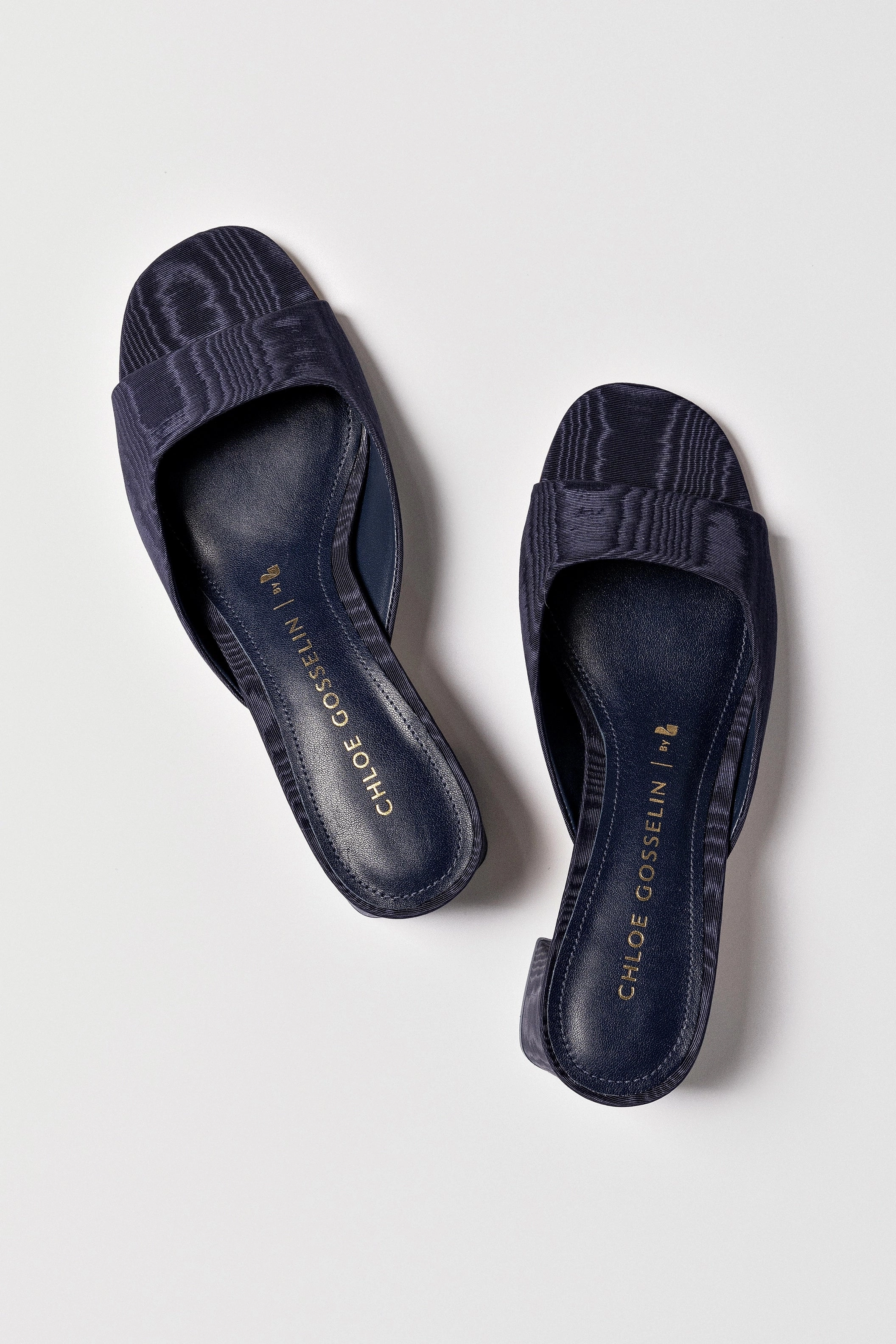 Chloe Gosselin by Larroud Anah Mule In Navy Fabric Bounce Edge
