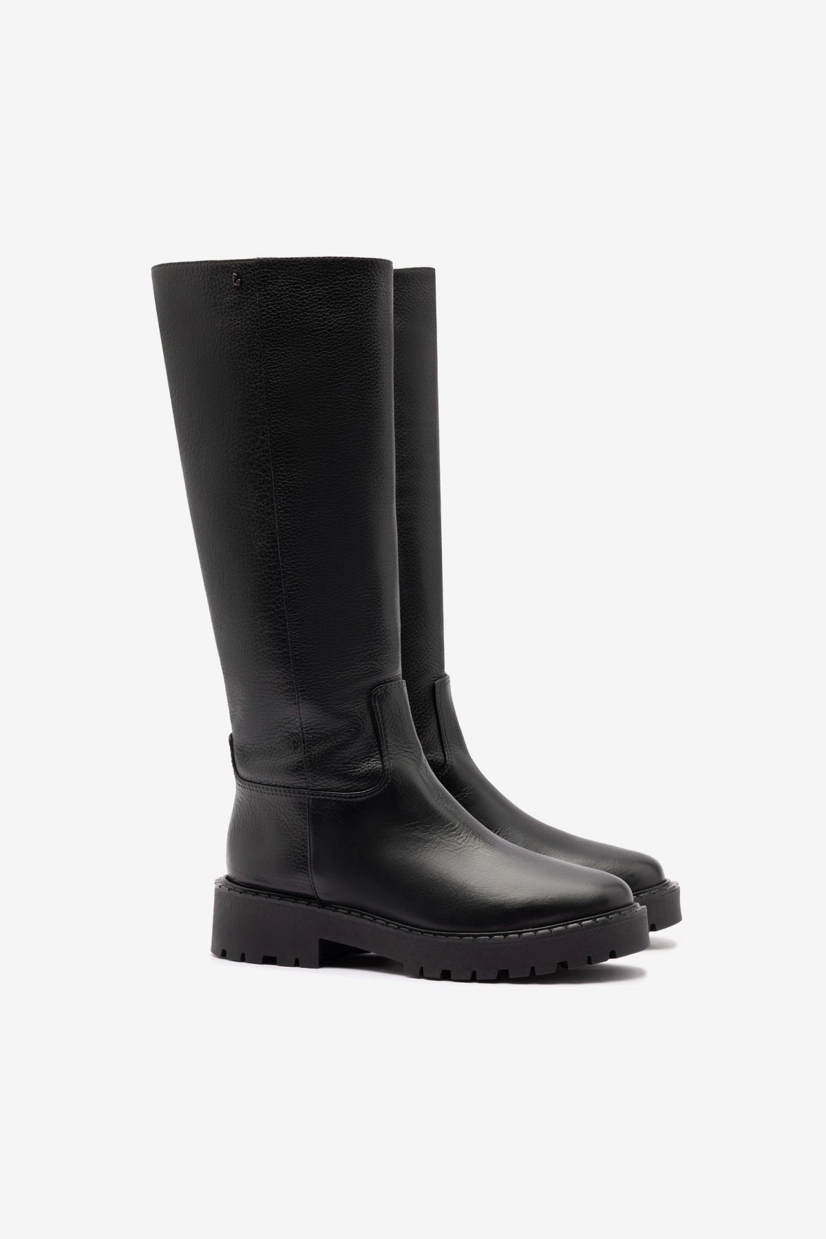 Comfort Curve Anne Lugsole Boot In Black Leather
