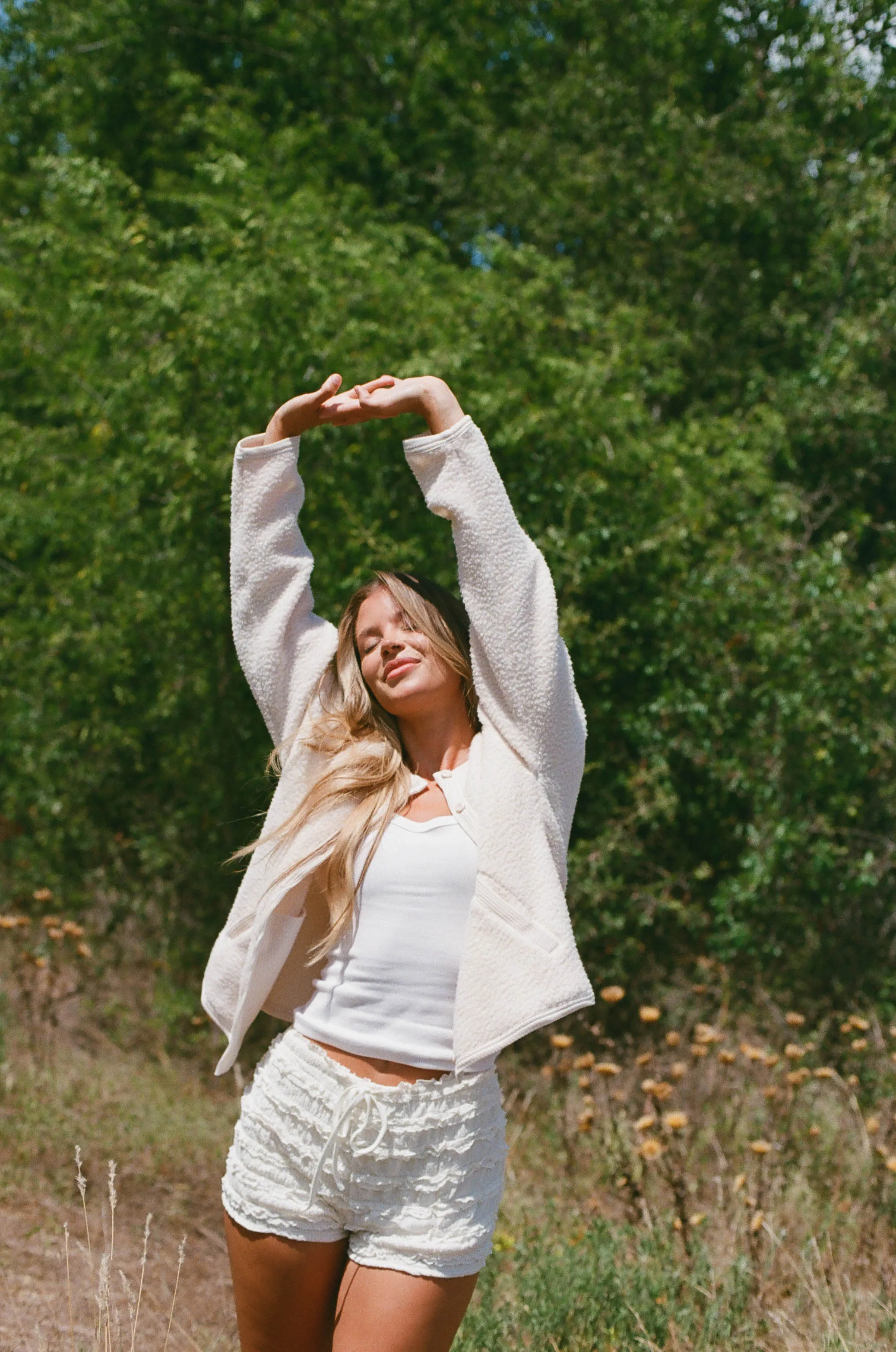 SeamlessDesign QuickRelease Fastener Bradley Contrast Sherpa Button-up Jacket in Cream