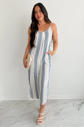 AntiPill Texture Printed T-shirt Worn With The Wind Sleeveless Striped Jumpsuit (Ivory/ Blue)