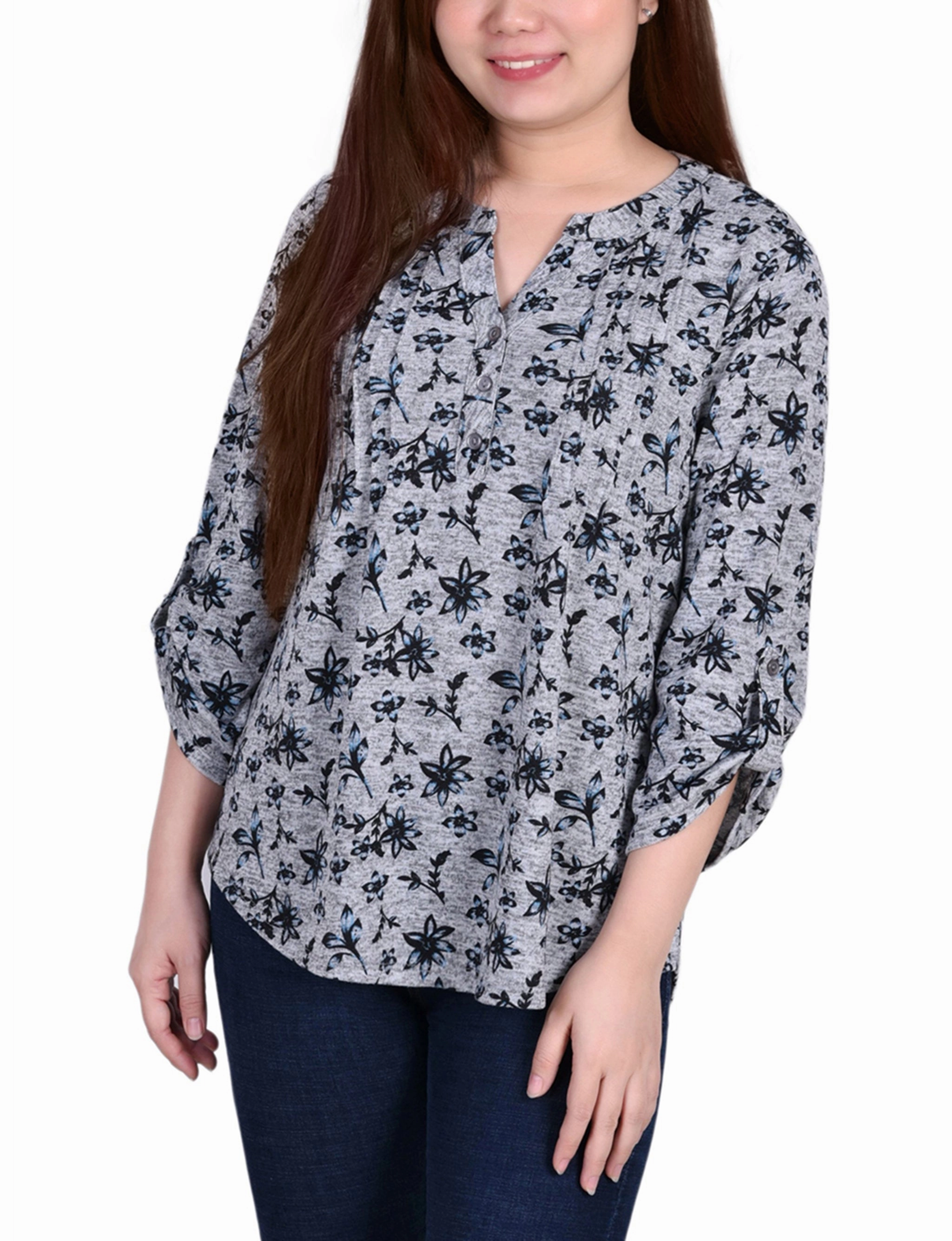 Comfortable Look AntiStatic Weave 3/4 Roll Tab Sleeve Y Neck Top