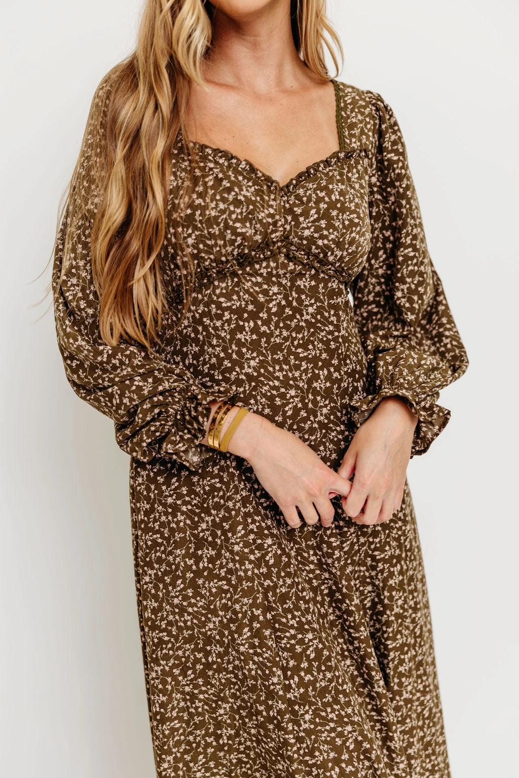 Grace Flow Comfy Look Erin Floral Maxi Dress in Olive