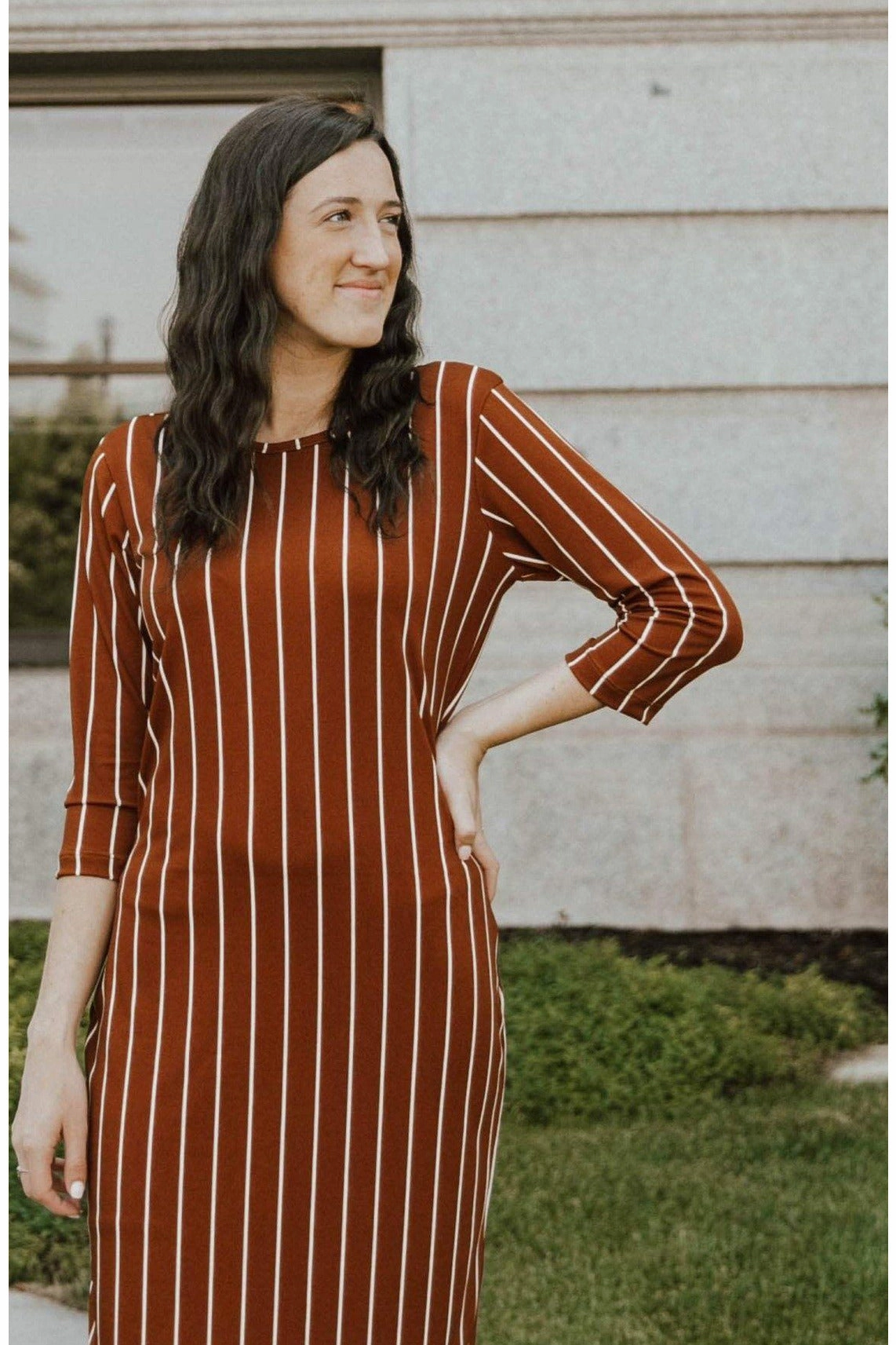 sweet moment Jadyn Dress Gold Stripe