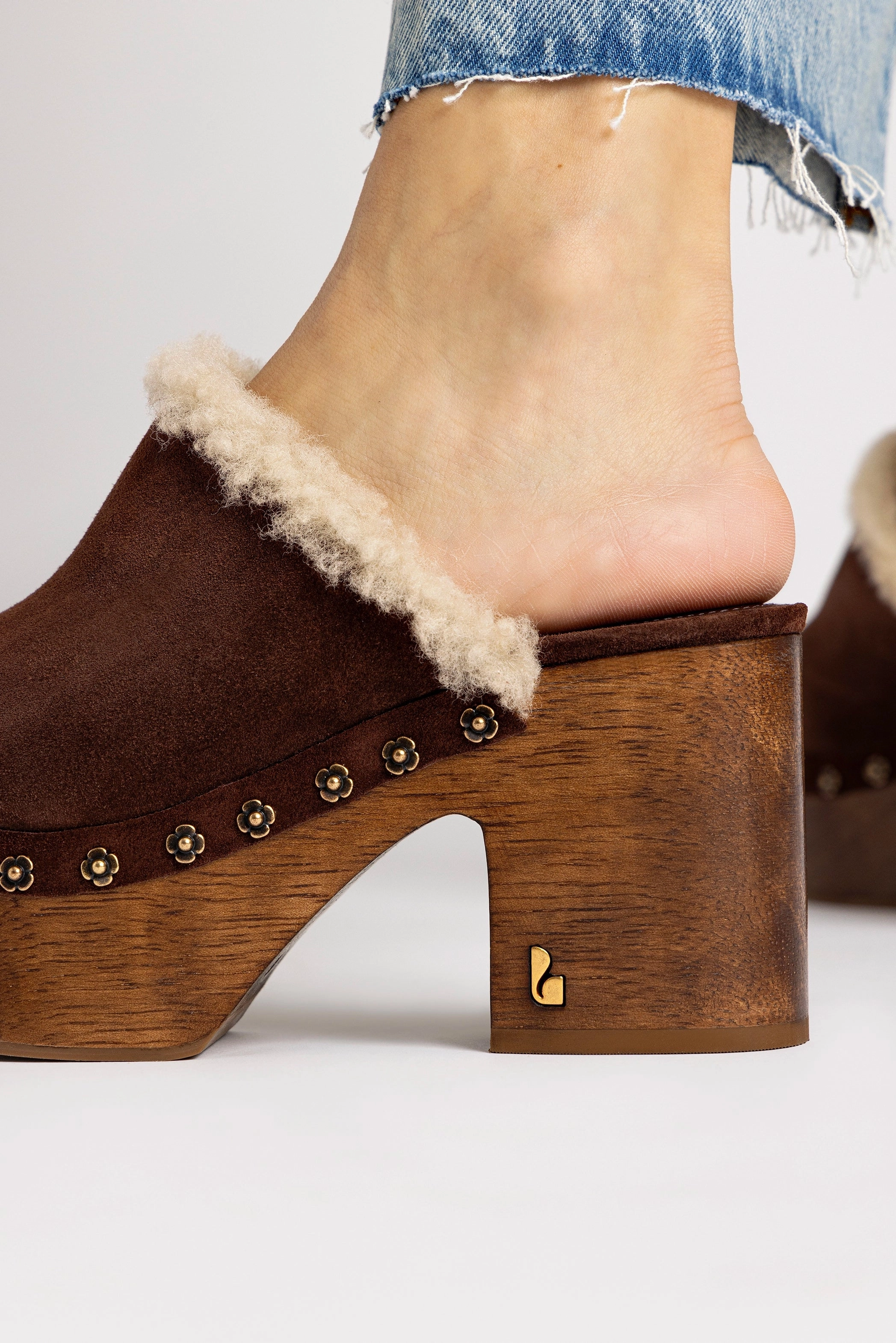Miso Wooden Platform Clog In Brown Suede And Natural Shearling Wide toe box