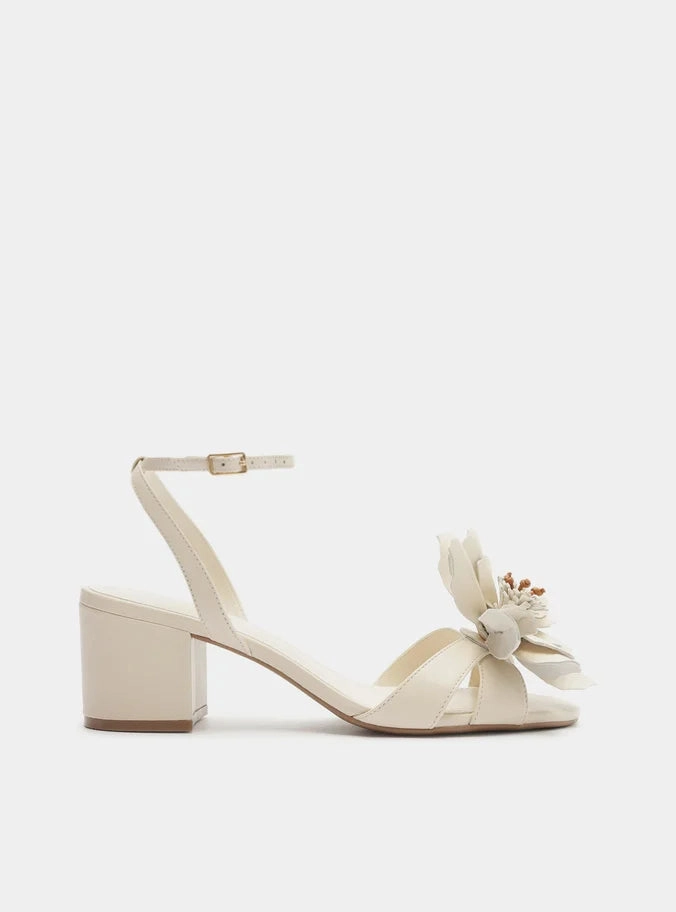 Embroidered Chain Touch Daisy Leather  Block Sandal