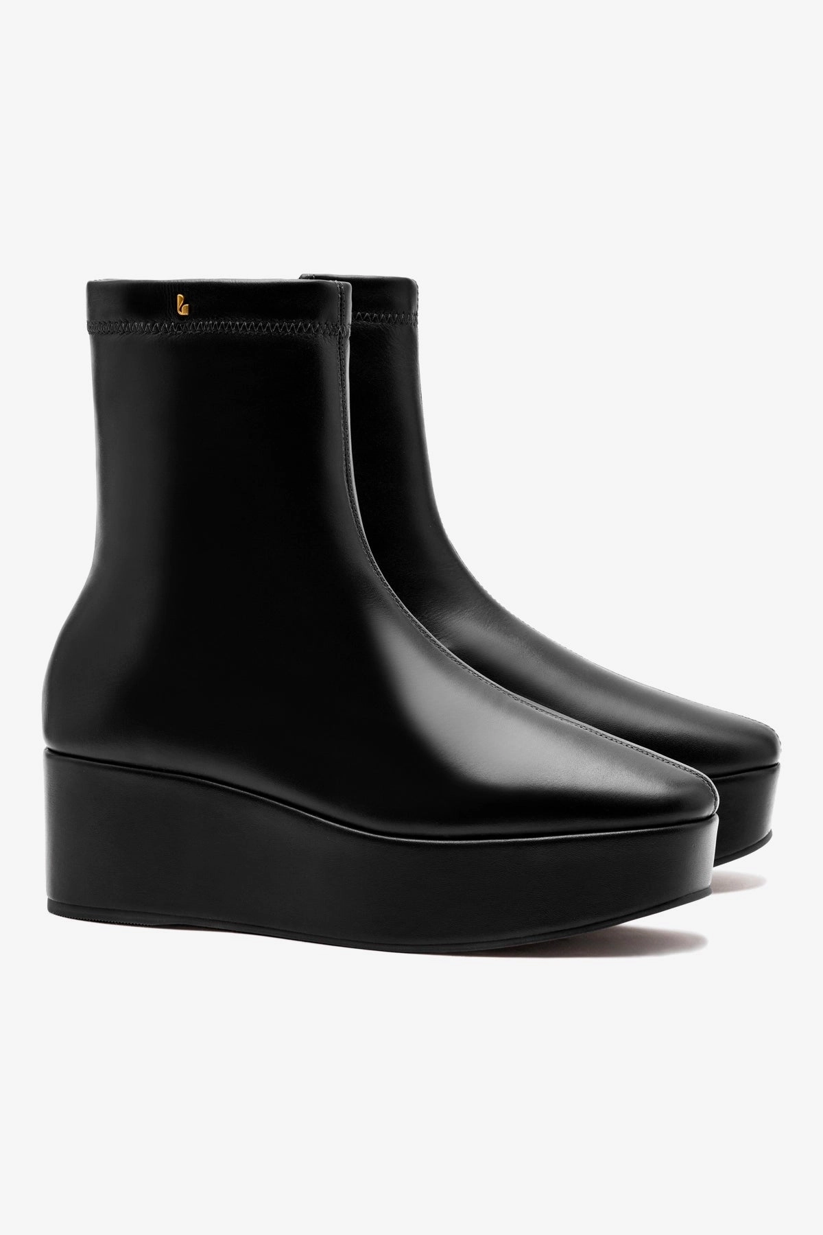 Dani Flatform Boot In Black Leather Valley Run