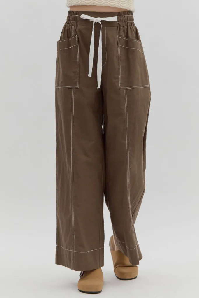 WindResistantMaterial Sport Friendly Delaney Wide Leg Pant