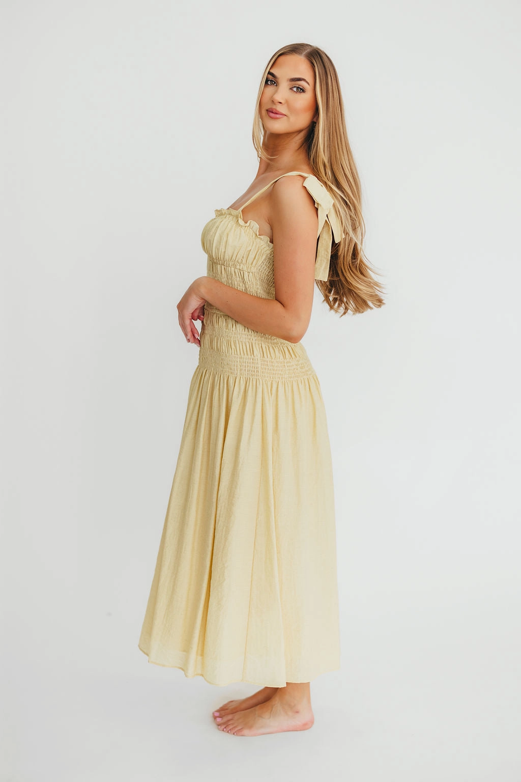 Event Favorite Light Fabric Della Adjustable Tie Midi Dress in Yellow *Final-Sale*