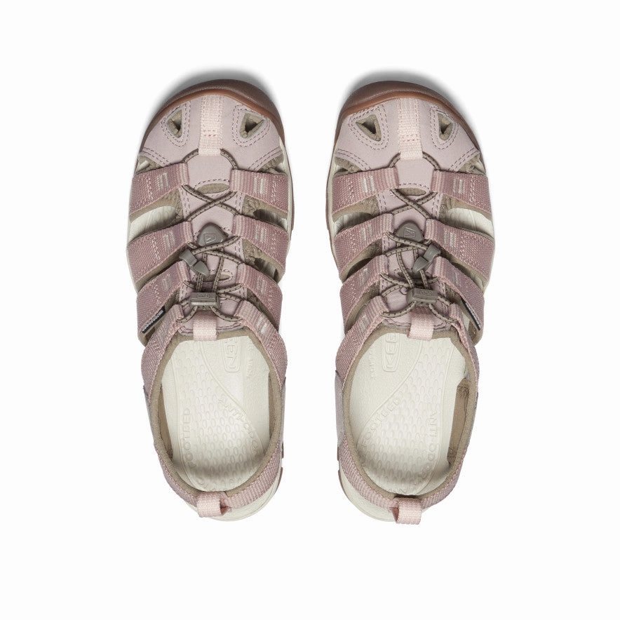 All Day Comfort Double Layer Strap Reinforcement Women's Clearwater CNX Sandal  |  Timberwolf/Fawn