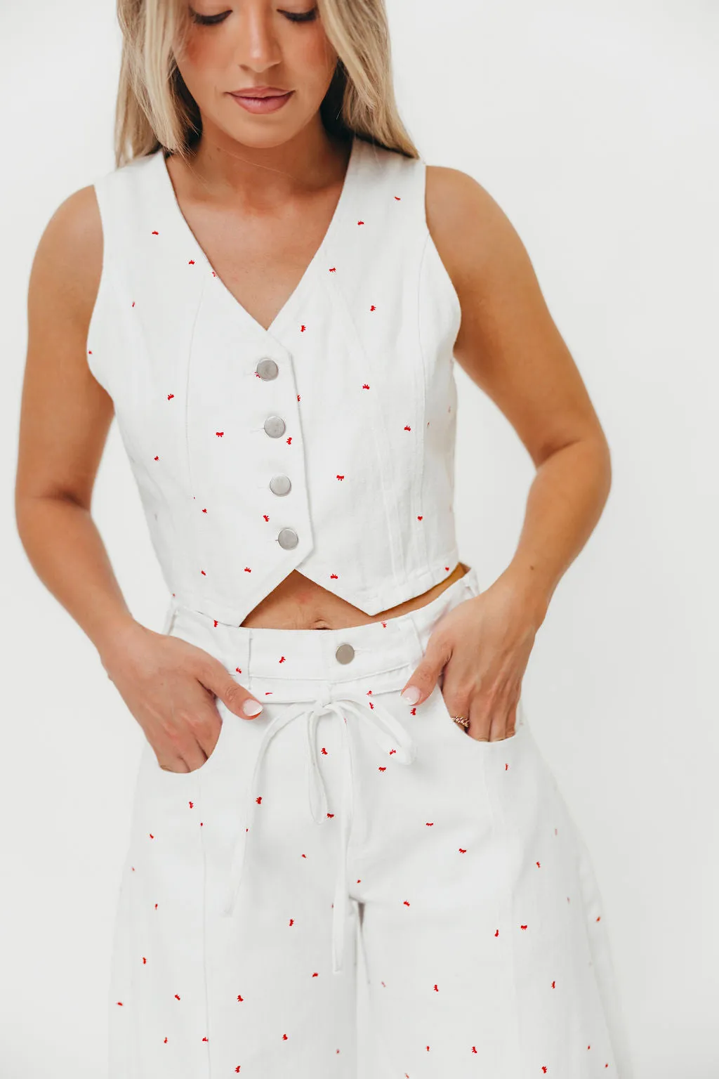 Dolly 100% Cotton Mini Bow Print Twill Vest in Off-White *Final-Sale* Noise Reduced Zipper MultiPanelConstruction