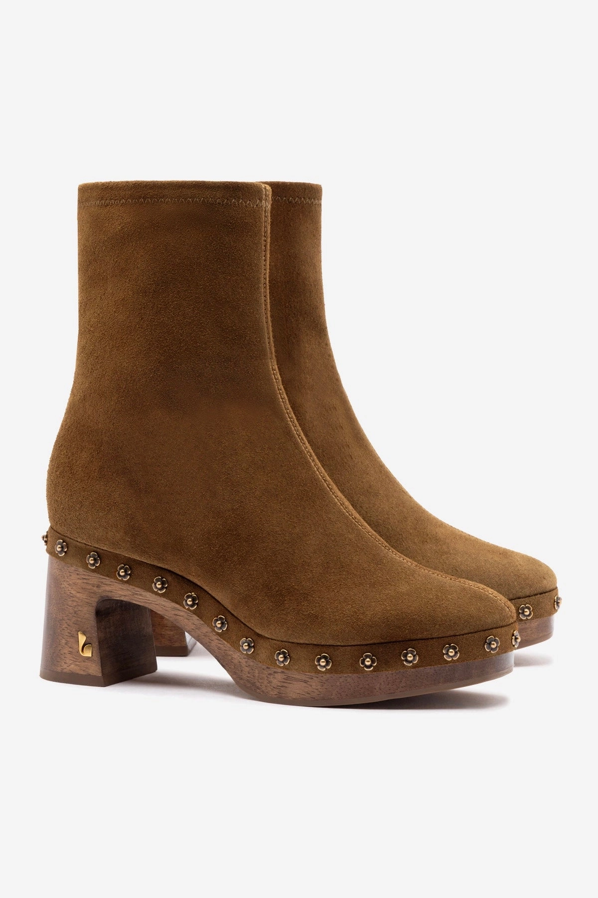 Dolly Low Wooden In Russet Suede Slip Resistant