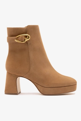 warm glow Dolly Verona Low Boot In Peanut Suede