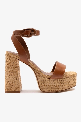Style Pop Flexible Fit Active People Dolly Verona Sandal In Caramel Leather and Natural Raffia