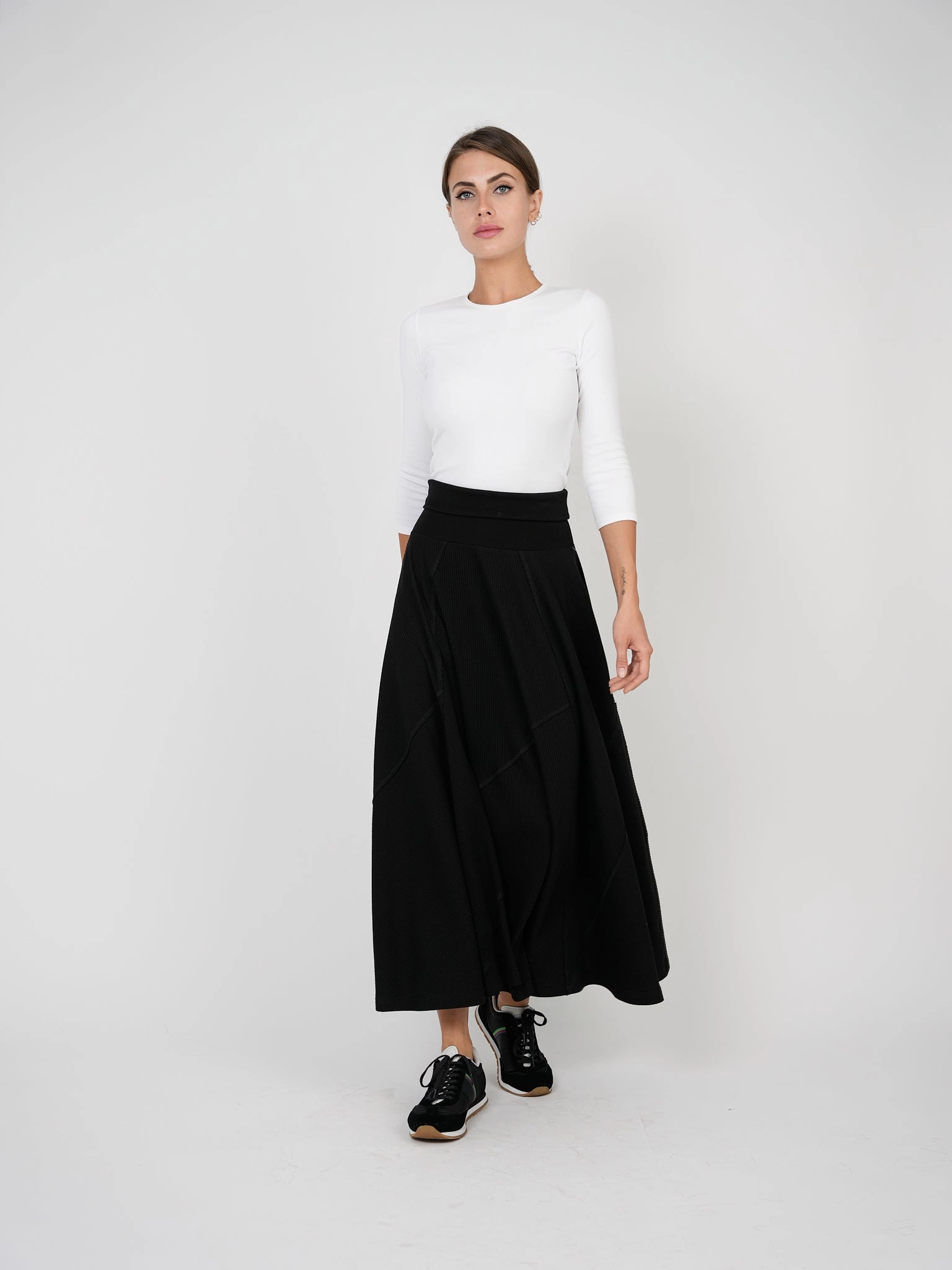 Dot Blk Maxi Ribbed Circle Skirt with stitching SB2CM7770SL Smart Look