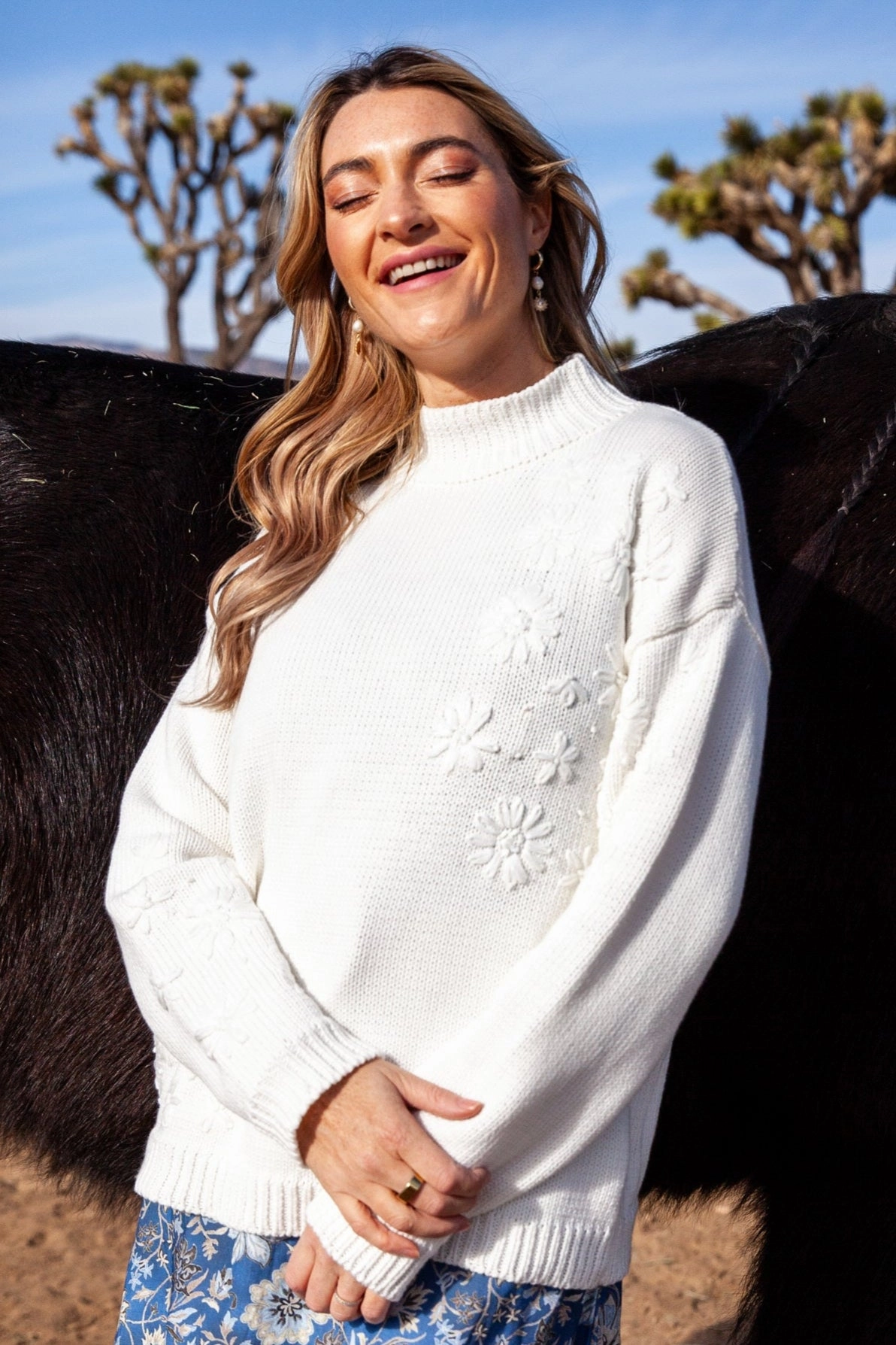 Resilient Elasticity Flora Sweater / White